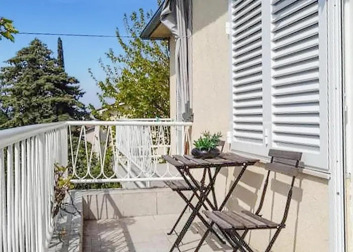 2 Bedroom In * נובי ווינודולסקי