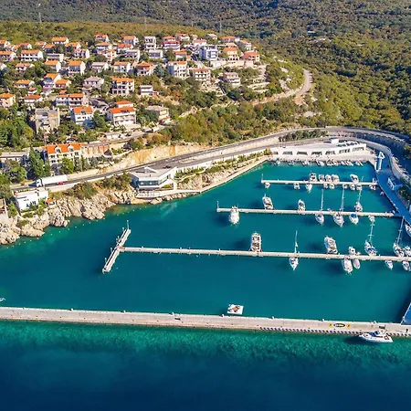 Casa vacanze 2 Bedroom Amazing In *